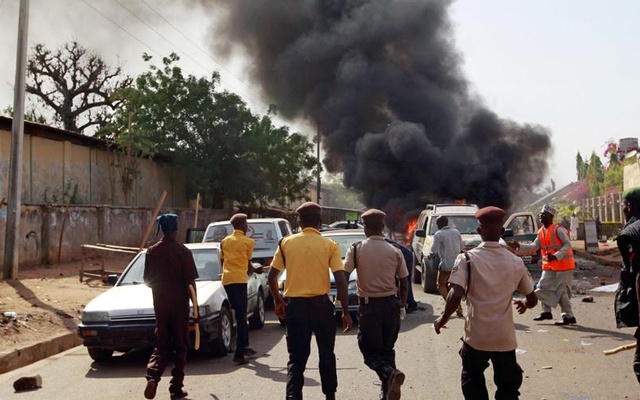Suicide bombers kill 13 in north-east Nigeria